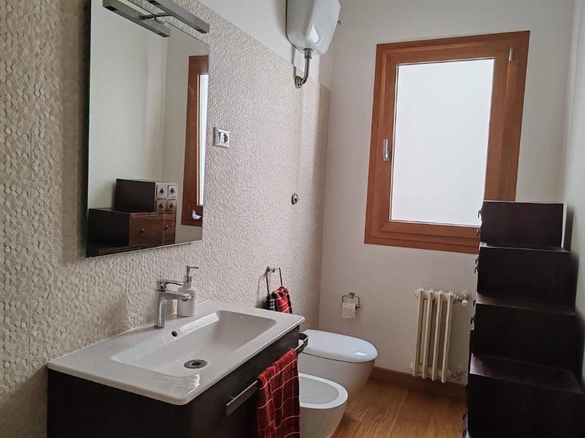 Domus Cornelia Apartment โรม ภายนอก รูปภาพ